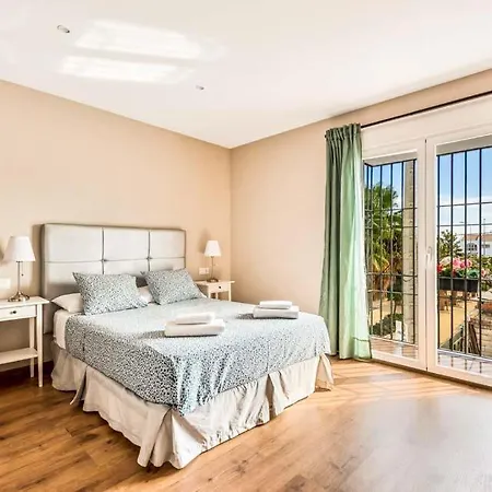 Sleeps 6 Pool Air Con Wifi Villa *